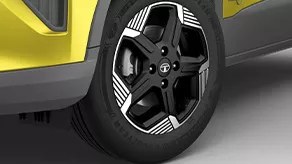 R16 Diamond Cut Alloy Wheels